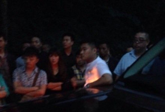 北京游客群殴观光车司机 眼珠被打出来