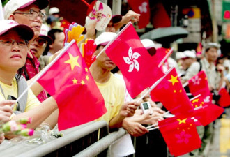 中国旅游局已经暂停批新旅行团赴港游