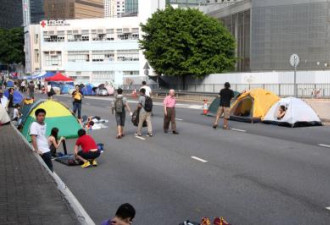 香港示威者再次集结带帐篷要长期占中