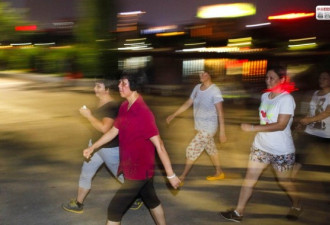 中国城市跑步现井喷 他们用生命在跑步