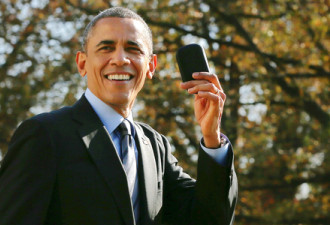 奥巴马专机折返取手机 免费推广黑莓