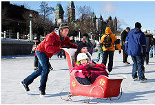 太美了：渥太华冰雪节 冰雕雪雕竞艳