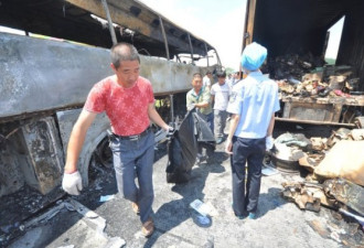 湖南客车燃烧54死 长沙市长被建议处分