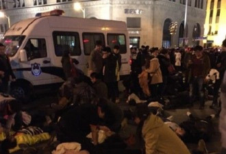 伤害外滩踩踏案 图文还原现场时间线