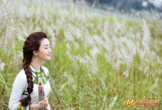 四川“甜女”惊艳：甜美如画清纯飘逸