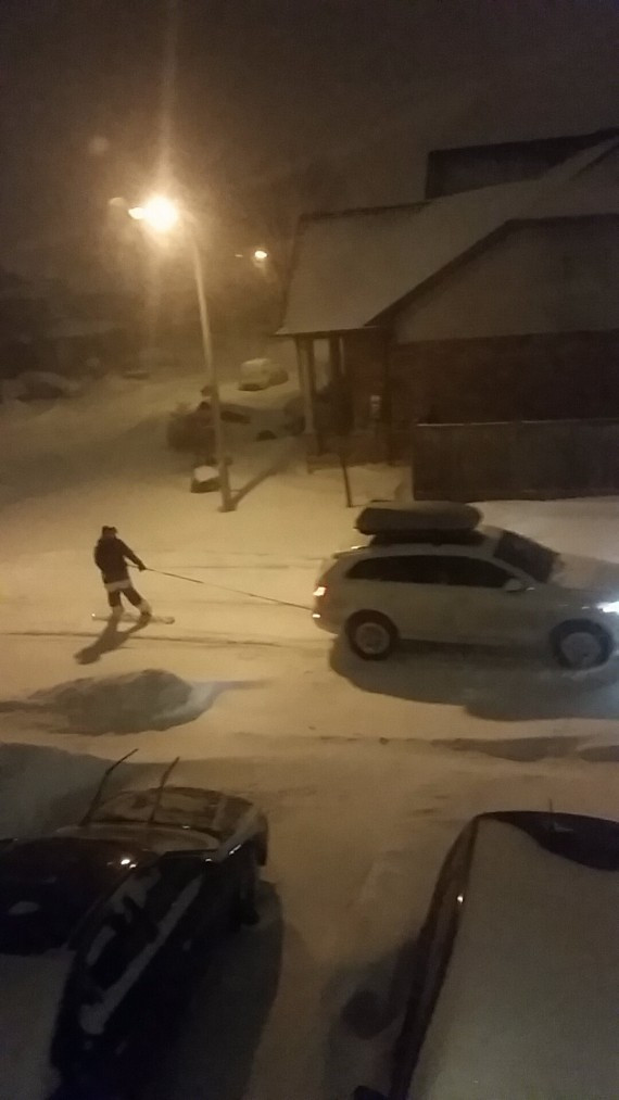 Toronto hit by massive snow storm