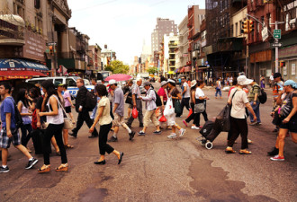 美国唐人街式过马路：我是行人我怕谁