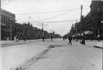 多伦多这10个主要街口100年前是啥样？