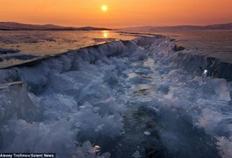 世界最大淡水湖 惊天“炸裂”的一幕