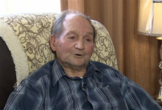 86岁老翁无力退还20年来多发的退休金