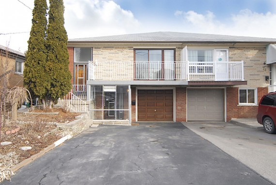 76 Dovehouse Avenue Toronto