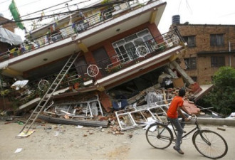 尼泊尔地震死亡过五千 加国增加援助