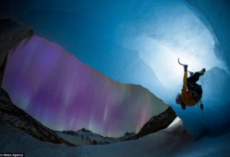 加拿大摄影师夜攀冰川 拍极光梦幻景象
