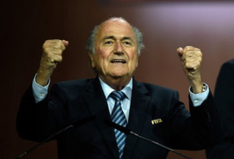 涉贪污丑闻 FIFA布拉特缺席颁世杯仪式