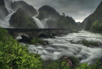 美呆了 实拍：全世界最梦幻的16座桥