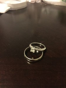 结婚“钱”事 加西周末网