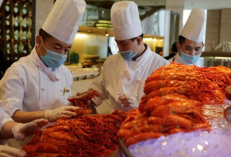 加国龙虾涨价32% 竟是中国人吃出来的！