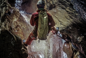 梦境：摄影师拍壮丽唯美克罗地亚洞穴