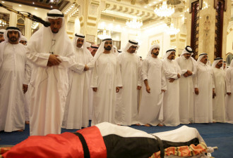 数百人参加迪拜王子葬礼 阿联酋降半旗