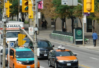 多伦多市议会热辩后投票 拍板规管Uber