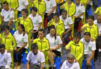 湖北蕲春千人艾灸 欲创吉尼斯世界纪录