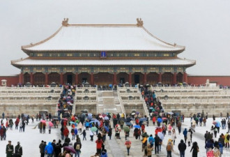 北京强降雪 实拍紫禁城雪中绝美画面