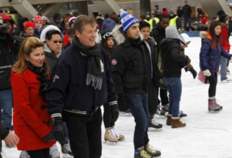 冬季溜冰趣味多 多伦多已开放35个场地