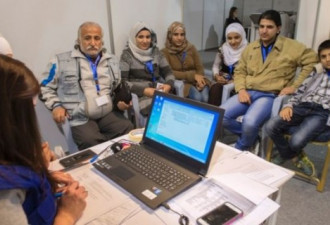 加拿大约旦难民中心启动 日处理500申请