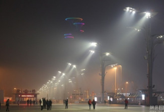 雾锁中国 实拍全国多地遭遇重度雾霾