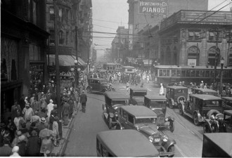 老照片：百年前多伦多交通堵塞是啥样