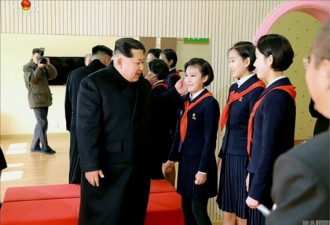 金正恩盛赞少年宫 给孩子们花钱值！