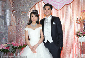 “厕所门”男主角娶名媛众名流出席婚宴