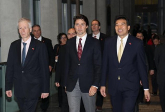 中国抓了加拿大公民：温哥华学者失望