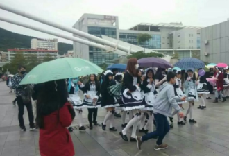 715名萌萌哒女仆聚会 打破吉尼斯纪录
