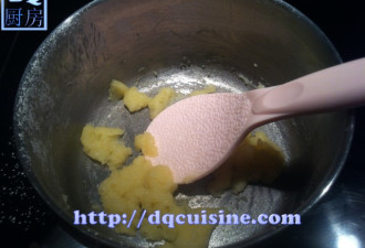 DQ厨房：又香又软的自制奶黄泡芙