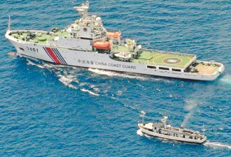 识破菲律宾的诡计 中国军舰把船拖走