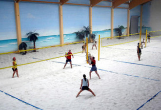 多伦多温度将急降 室内沙滩排球变热门