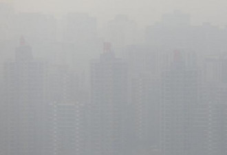图：两会刚结束 北京雾霾又卷土重来