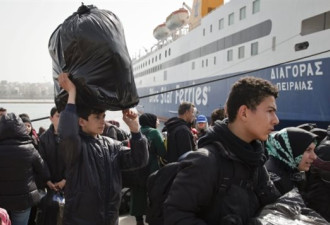 难民危机恶化 加拿大年底将收更多难民