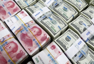 人民币接连暴跌 新一轮风暴袭来？