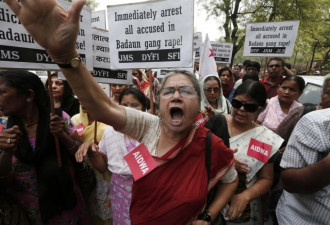 印度再现轮奸惨案 14天大孩子被摔死