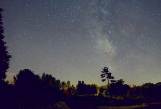 出游：一起去安省黑夜保护区看星星！