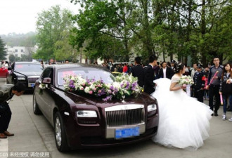 成都富二代婚礼：豪车环绕摆宴200桌