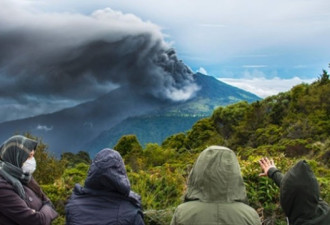 哥斯达黎加火山再爆发 加航取消航班