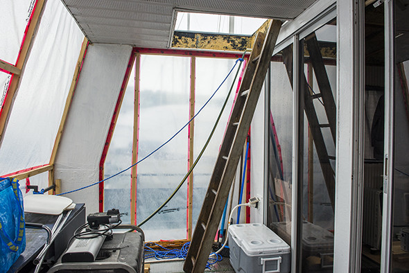 Toronto houseboat
