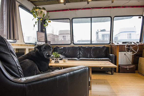 Toronto houseboat