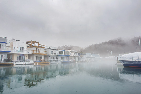Toronto houseboat