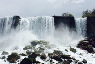 神奇的尼亚加拉瀑布：一天体验春秋冬