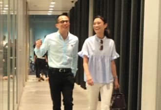 李泽楷女伴又换了 但他说只是好朋友