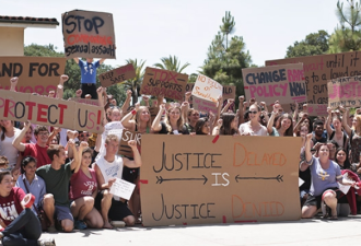 斯坦福学生，“有才”就能免费强奸吗?